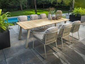 YOI | Muro | Esstisch | Aluminium - Teak | salix